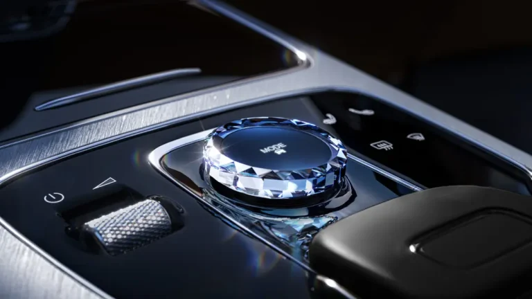 J8_Black_7f553a48a8 (1)